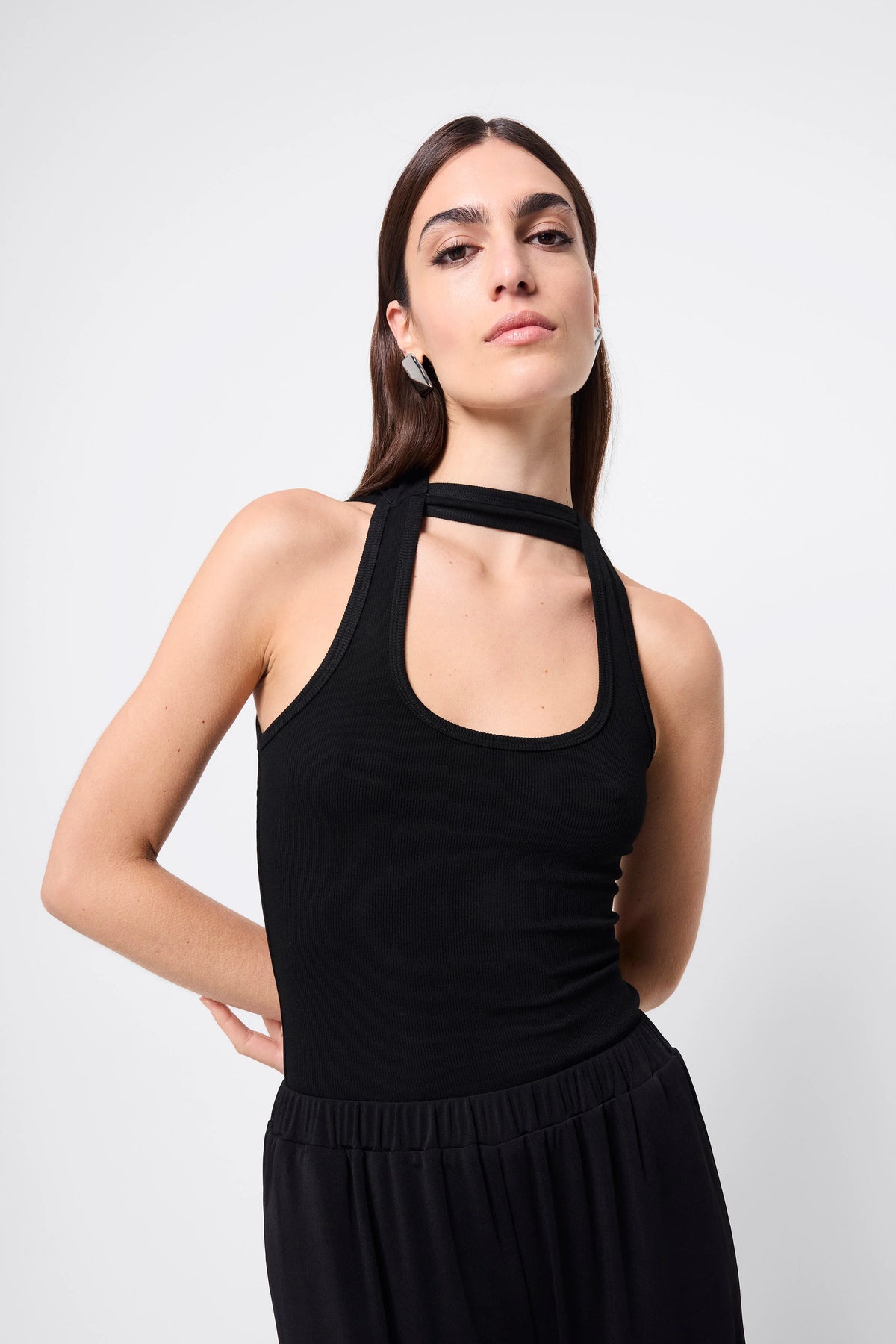 MOSSMAN - OUTLINE TANK